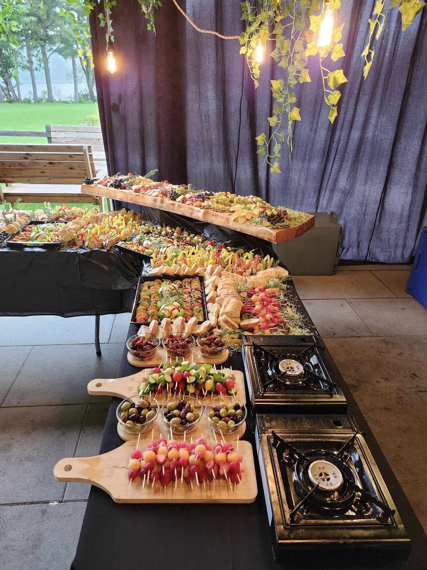 No photo description available.